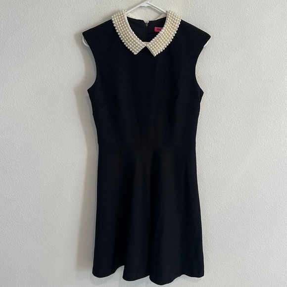 Betsey Johnson Pearl Neck Cocktail Dress - Picture 1 of 11